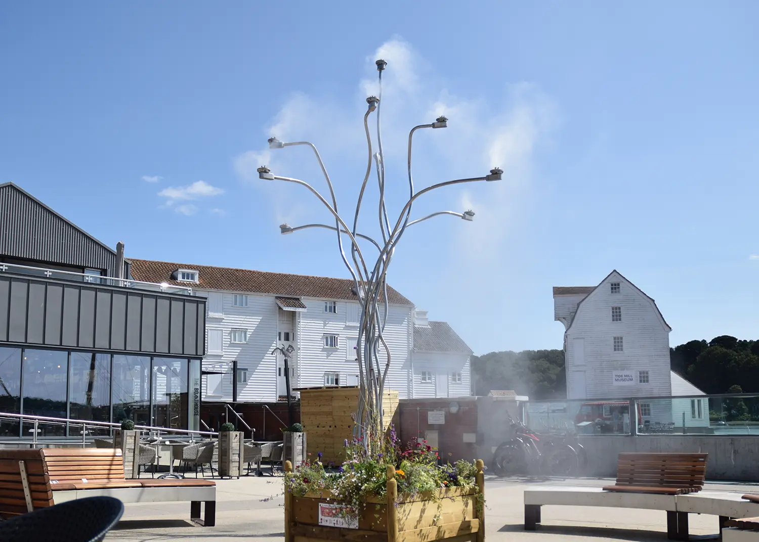 Mistree sculpture in Woodbridge